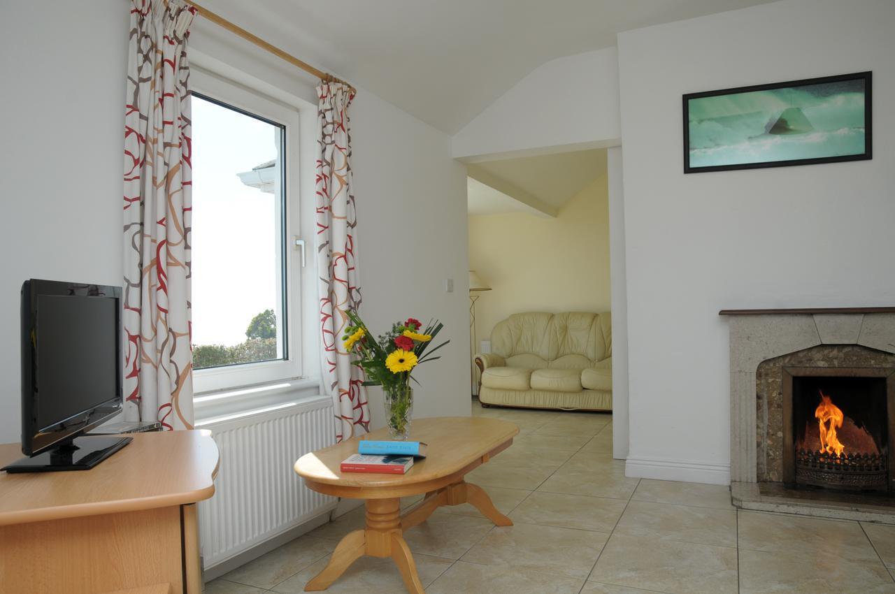 Blue Horizon B&B Laherne Hill Exterior photo