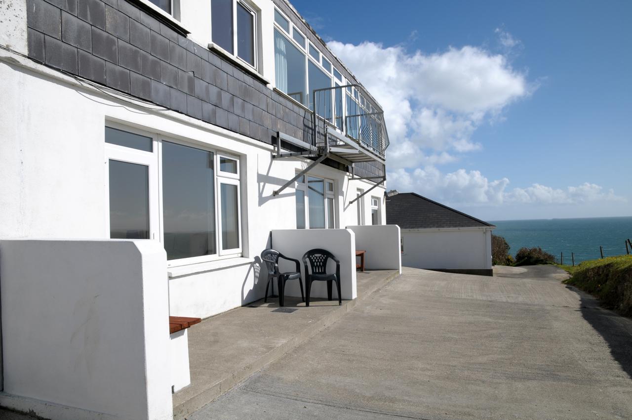 Blue Horizon B&B Laherne Hill Exterior photo